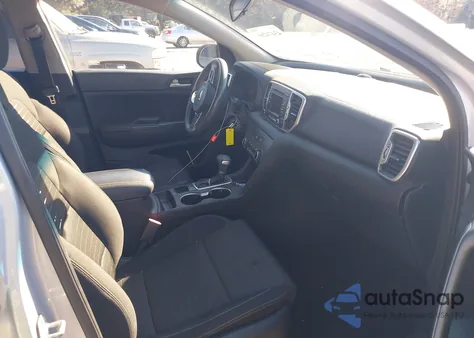 2018 Kia Sportage Lx z USA, uszkodzony, nr VIN KNDPM3AC7J7375180